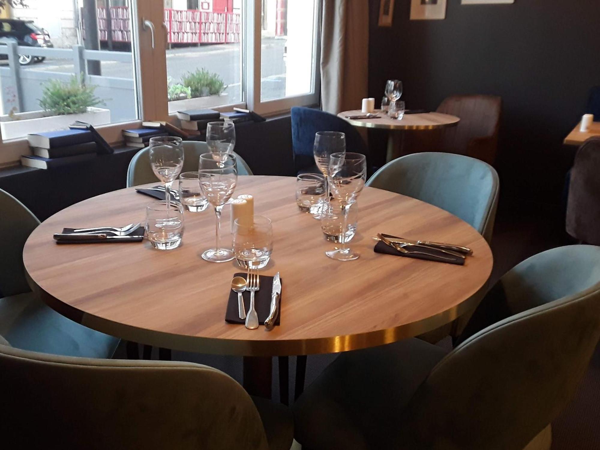 La Pomme D'Or Hotel La Charite-sur-Loire Ngoại thất bức ảnh